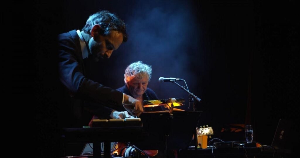 Rodolphe Burger & Julien Perraudeau : Replay Kraftwerk
+ Yann Ponthus